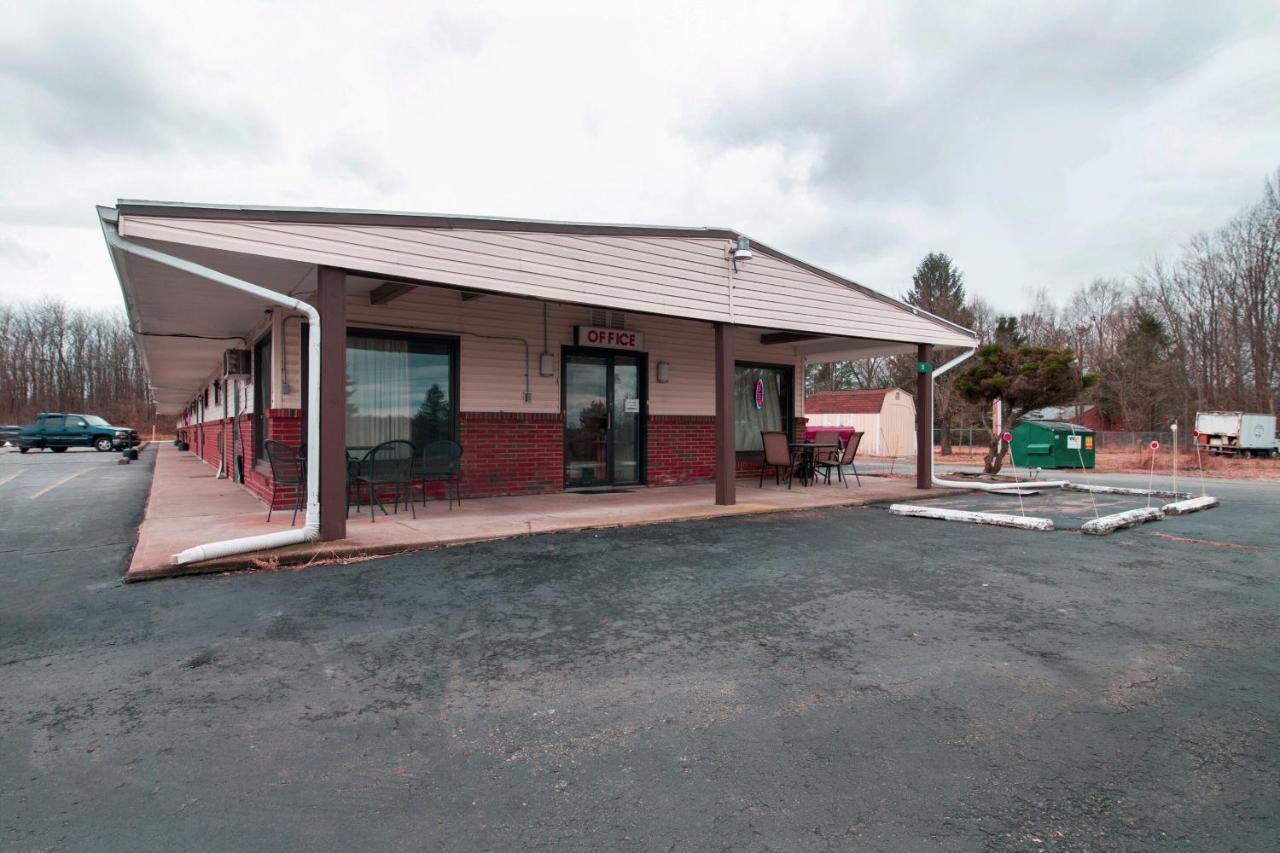 Oyo达尔顿pa I-81酒店 Craig 外观 照片